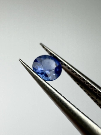 Szafir niebieski naturalny fasetowany okrągły fi 3,94 mm