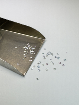 Szafir MIX multi kolor naturalny okrągły fasetowany fi 1,6 - 1,8 mm 