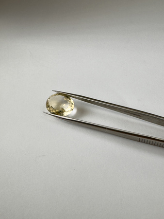 Cytryn naturalny fasetowany owal 14x16 mm