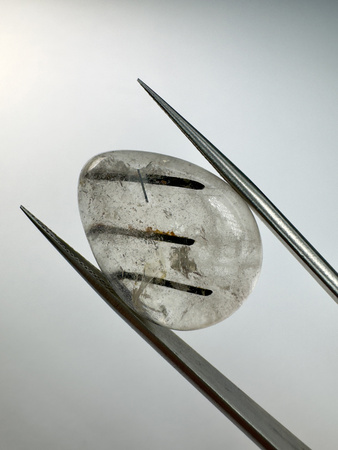 Kwarc z rutylem łezka 23,2x17,3 mm