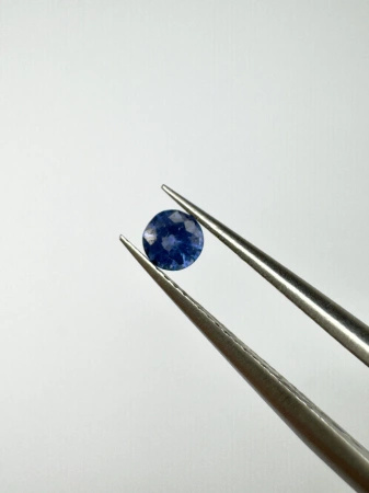 Szafir niebieski naturalny fasetowany okrągły fi 3,57 mm