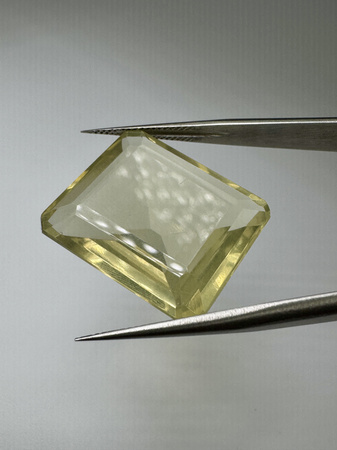 Lemon kwarc naturalny fasetowany oktagon 21 x 19 mm