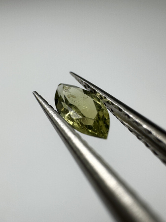 Turmalin fasetowany zielony markiza 6 x 3 mm