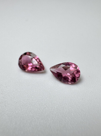 Turmalin fasetowany różowy gruszka 6x4 mm