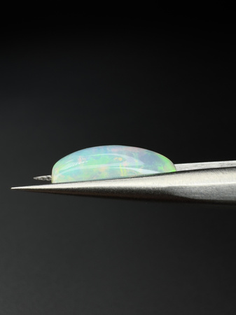 Opal naturalny kaboszon poduszka 14,05 x 8,38 mm