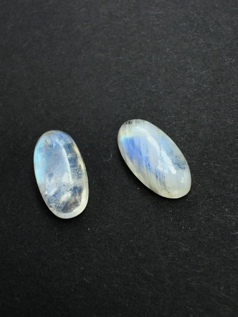 Moonstone rainbow kamień księżycowy para owal 14x7 mm