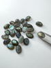 Labradoryt naturalny kaboszon owal 12x8 mm
