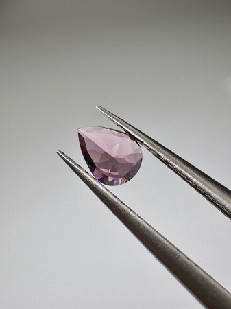 Turmalin fasetowany różowy gruszka 5 x 4 mm