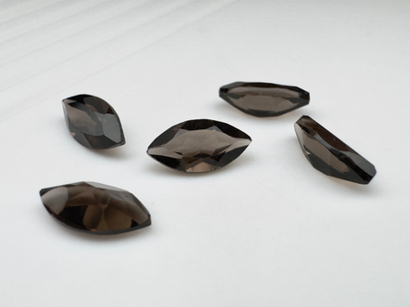 Kwarc dymny markiza fasetowany 8x4 mm