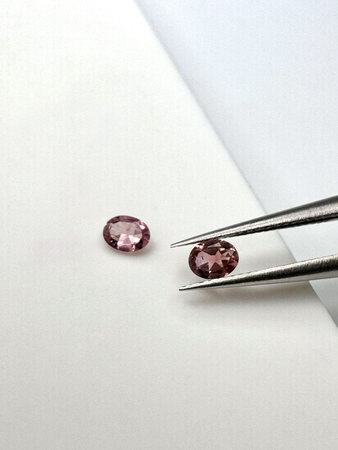 Turmalin fasetowany różowy owal 4x3 mm