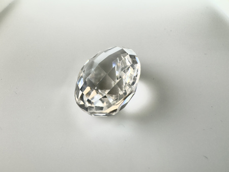 Kryształ górski naturalny fasetowany owal 17x23 mm