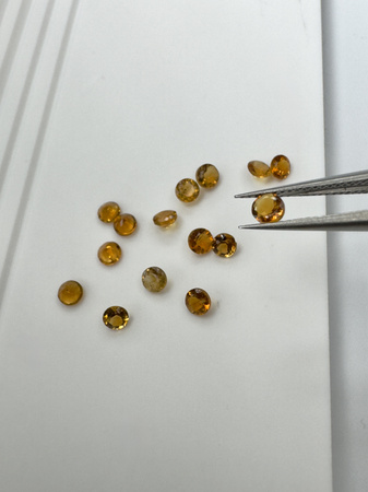 Cytryn naturalny fasetowany okrągły fi 3 mm