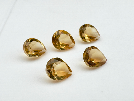 Cytryn gruszka fasetowany 4x3 mm