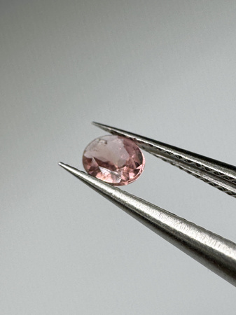 Turmalin fasetowany różowy owal 5 x 4 mm