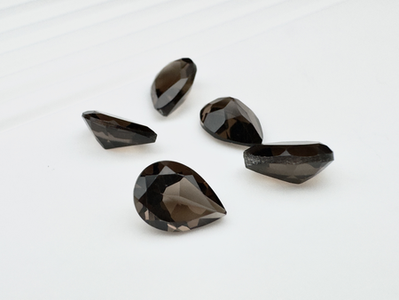 Kwarc dymny gruszka fasetowany 7x5 mm