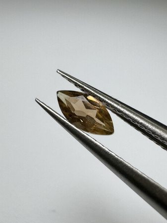 Turmalin fasetowany miedziany markiza 6 x 3 mm