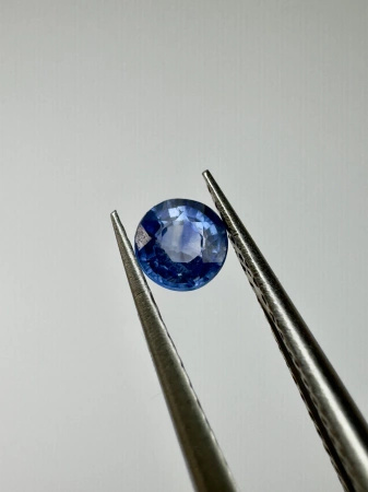 Szafir niebieski naturalny fasetowany okrągły fi 3,51 mm