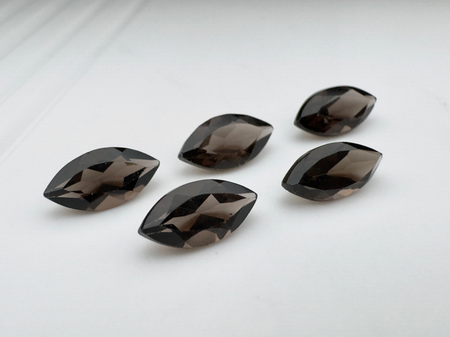 Kwarc dymny markiza fasetowany 8x4 mm