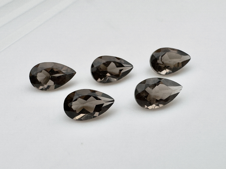 Kwarc dymny gruszka fasetowany 5x3 mm