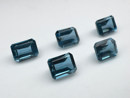 Topaz london blue oktagon fasetowany 4x3 mm