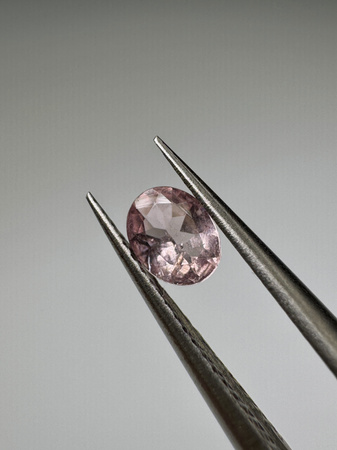 Turmalin fasetowany różowy owal 5 x 4 mm