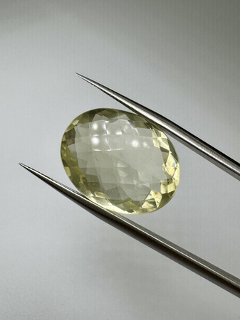 Lemon kwarc naturalny fasetowany owal 21 x 16 mm