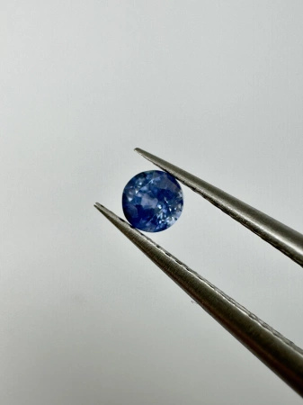 Szafir niebieski naturalny fasetowany okrągły fi 3,47 mm