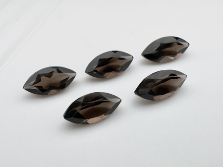 Kwarc dymny markiza fasetowany 7x3.5 mm