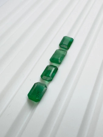 Szmaragd naturalny oktagon fasetowany 6x4 mm