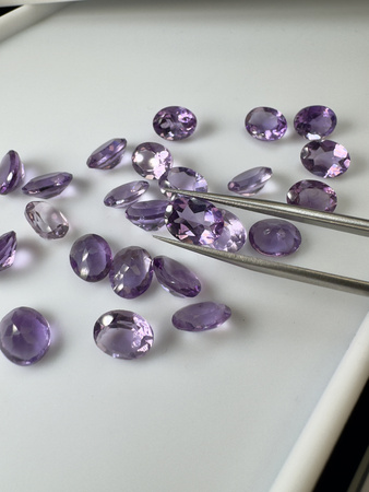 Ametyst naturalny fasetowany owal 9x7 mm