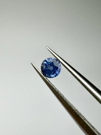 Szafir niebieski naturalny fasetowany okrągły fi 3,87 mm
