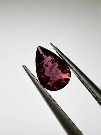 Turmalin fasetowany różowy gruszka 6x4 mm