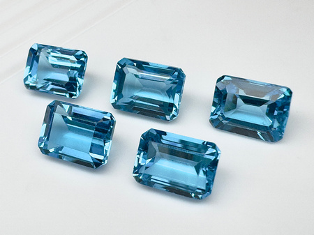 Topaz niebieski oktagon fasetowany 8x6 mm