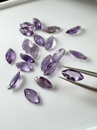 Ametyst naturalny fasetowany markiza 12x6 mm