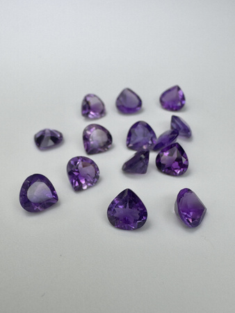 Ametyst naturalny fasetowany gruszka 6x6 mm