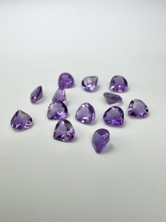 Ametyst naturalny fasetowany gruszka 6x6 mm