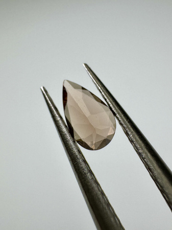 Turmalin fasetowany miedziany gruszka 5 x 3 mm