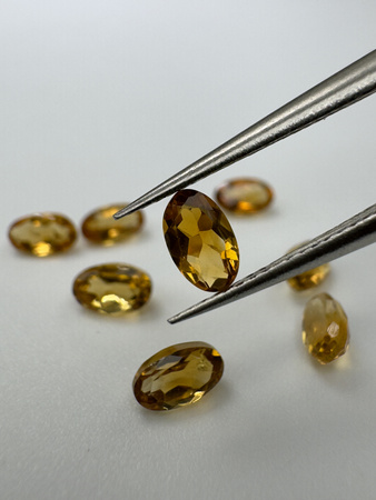 Cytryn naturalny owal fasetowany 5x3 mm