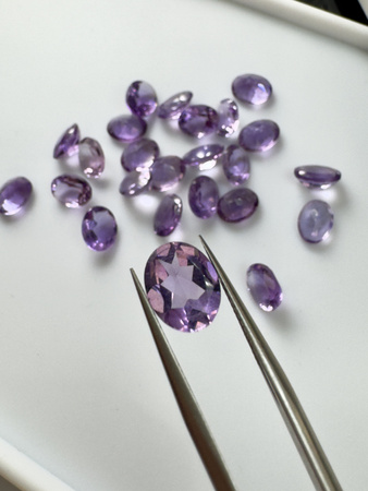 Ametyst naturalny fasetowany owal 9x7 mm