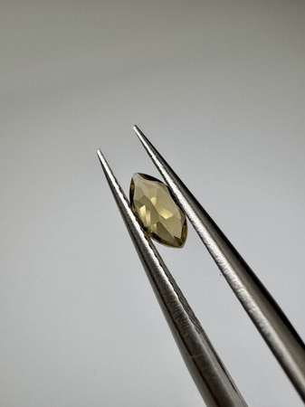 Turmalin fasetowany zielony markiza 6,0 x 3,2 mm