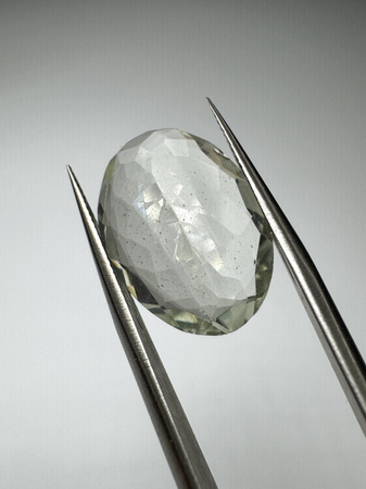 Zielony ametyst prasiolit fasetowany owal 19 x 14 mm