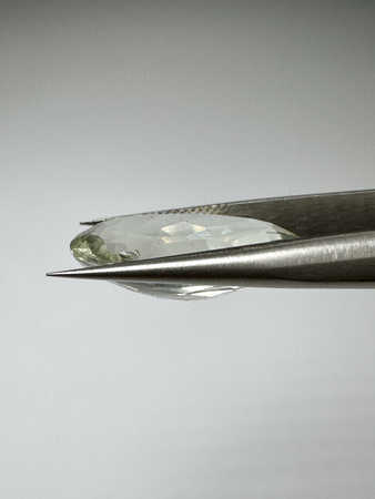 Zielony ametyst prasiolit fasetowany owal 19 x 14 mm