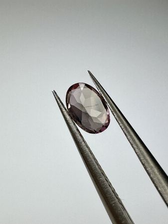 Turmalin fasetowany różowo zielony owal 6x4 mm