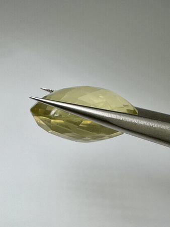 Lemon kwarc naturalny fasetowany owal 25 x 21 mm