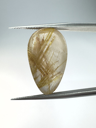 Kwarc z rutylem łezka kaboszon 19,8x11,8 mm
