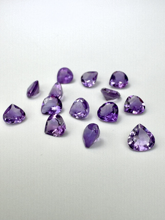 Ametyst naturalny fasetowany gruszka 6x6 mm