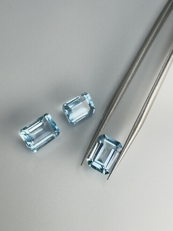 Niebieski topaz oktagon fasetowany 8x6 mm
