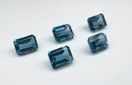 Topaz london blue oktagon fasetowany 4x3 mm