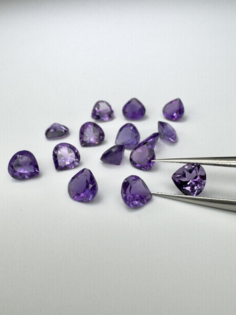 Ametyst naturalny fasetowany gruszka 6x6 mm