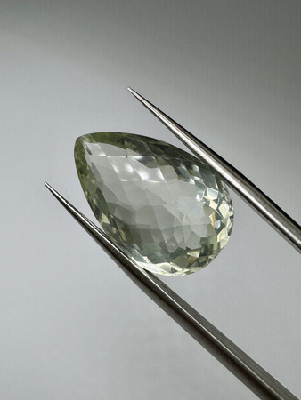 Zielony ametyst prasiolit fasetowany gruszka 21 x 13 mm